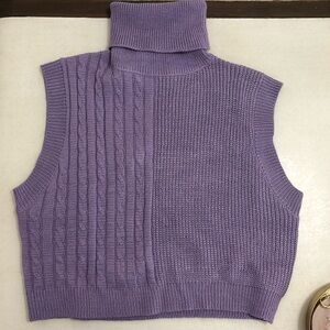 Sweater vest